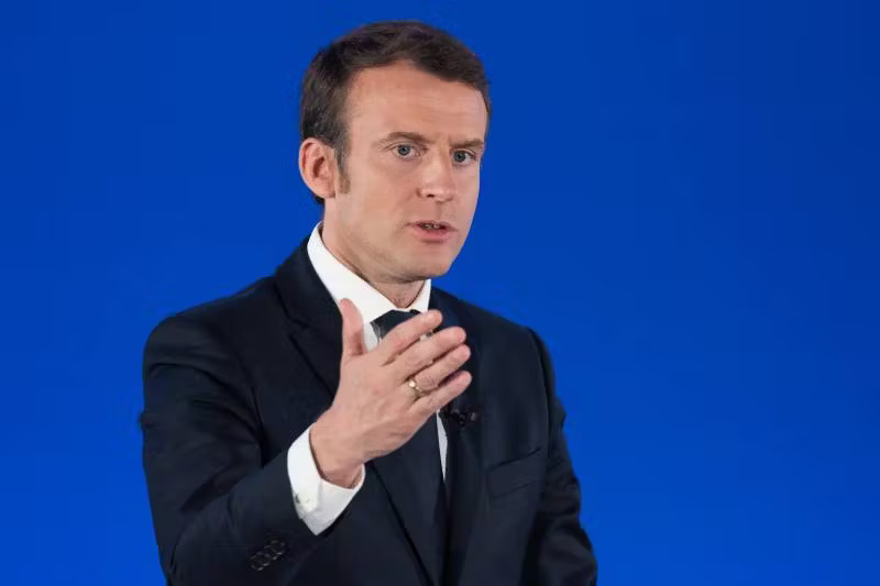 French President Macron Is a Vaper; Does It Matter?